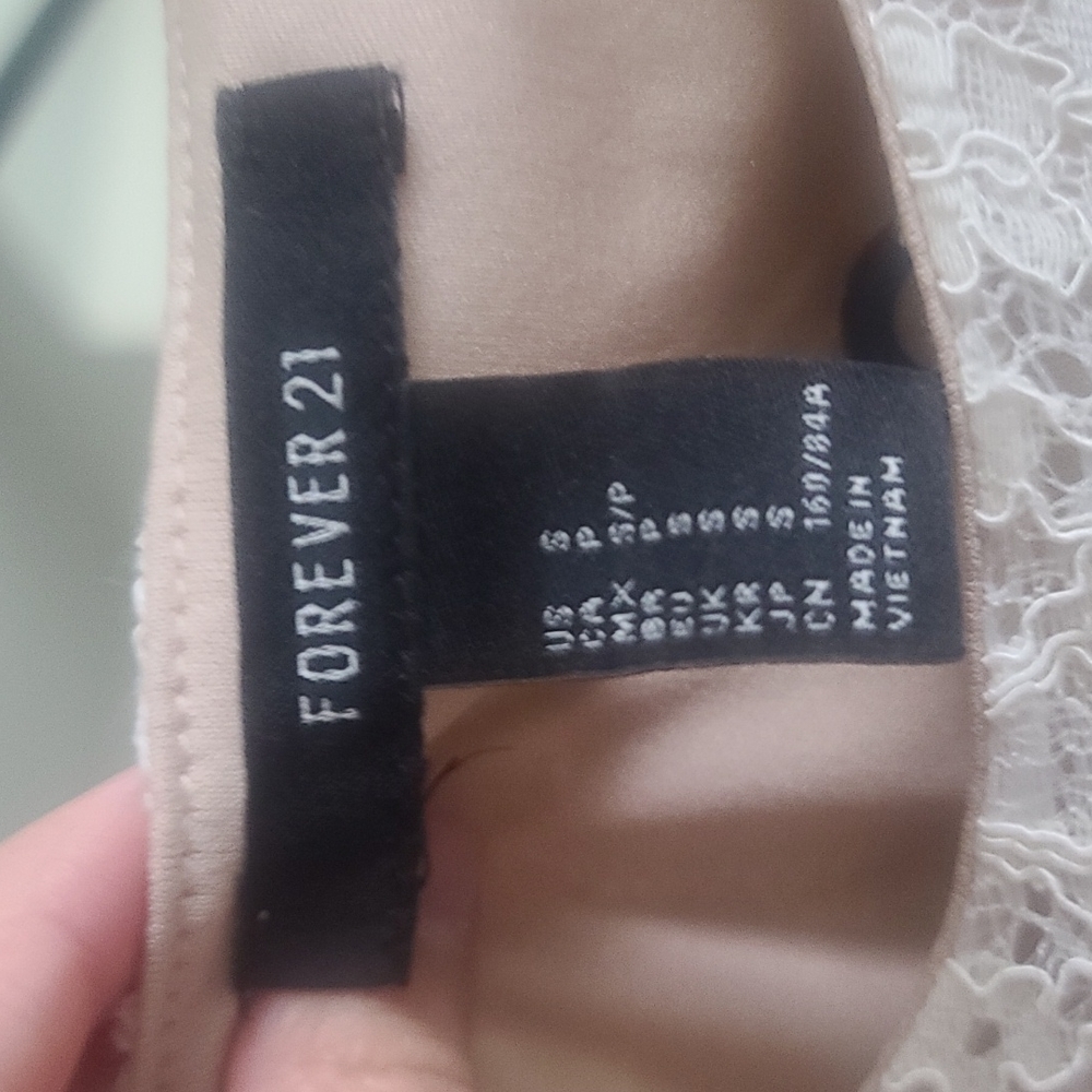 Lacy Coord Set - image 5